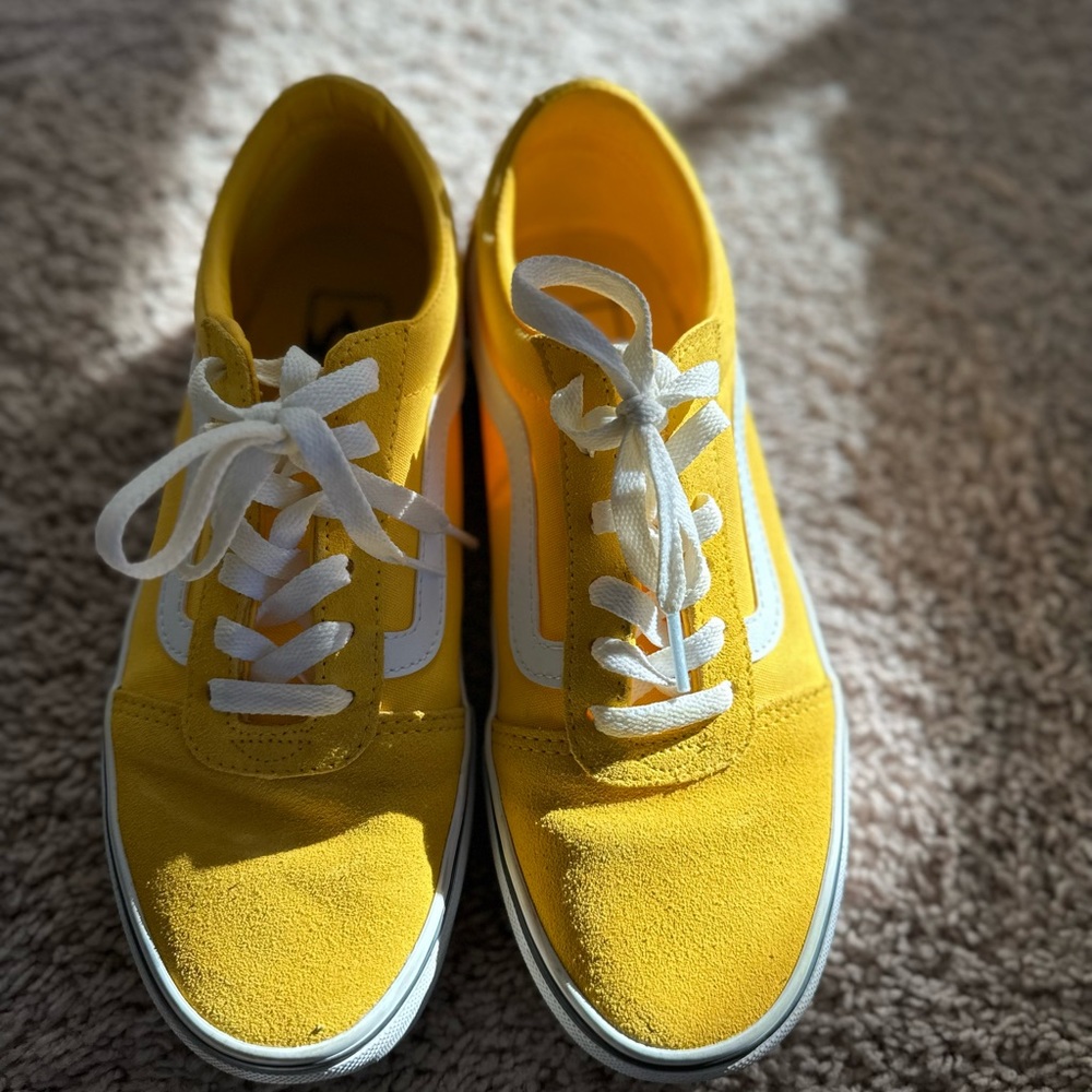 Vans Old Skool shoes yellow size 8 women